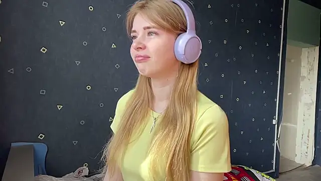 fanybuny online show from 2, 4, 2026