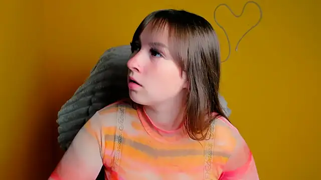 Tiffani Angel online show from 17, 6, 2026