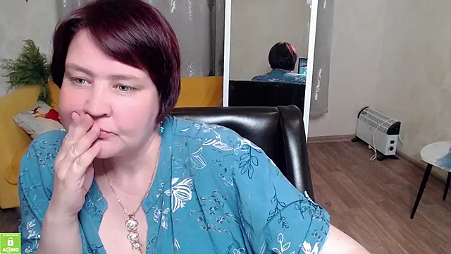 QUEEN02030 online show from 25, 5, 2026