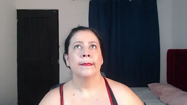 Snapshot of carlareyesk977 chatting on 13, 7, 2026 carlareyesk977 online show from 13, 7, 2026
