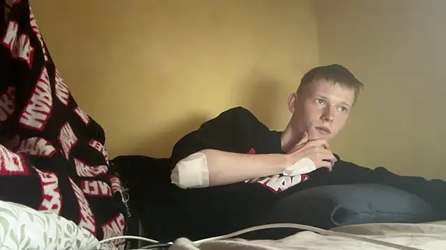 dreamy devi1 online show from 9, 4, 2026