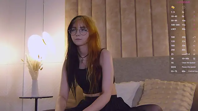 AmyRivers online show from 29, 7, 2026