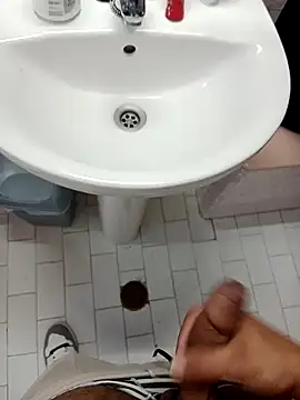 maicolvalejo4444 online show from 3, 4, 2026