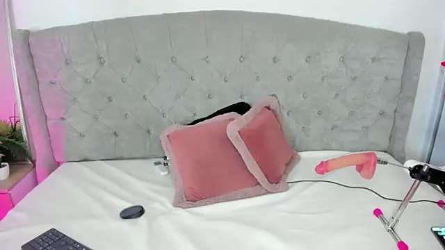 Snapshot of Biannca_Diaz_ chatting on 12, 7, 2026 Biannca Diaz online show from 12, 7, 2026