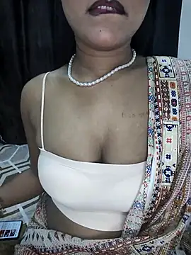 Snapshot of Piyu_x chatting on 5, 4, 2026 Piyu x online show from 5, 4, 2026