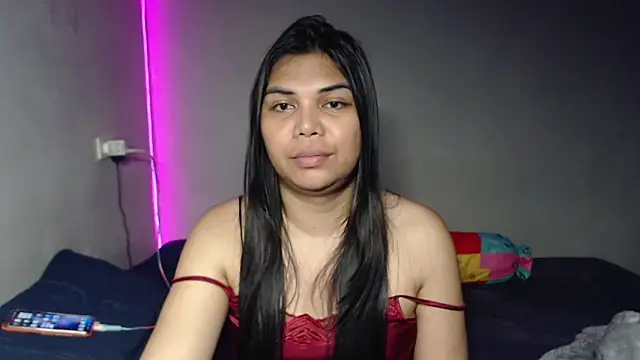 Snapshot of yourhotasiantrann chatting on 1, 4, 2026 yourhotasiantrann online show from 1, 4, 2026