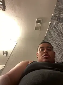 Txcock67 online show from 5, 4, 2026