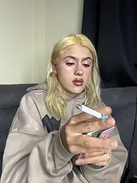 Lia fire online show from 30, 5, 2026