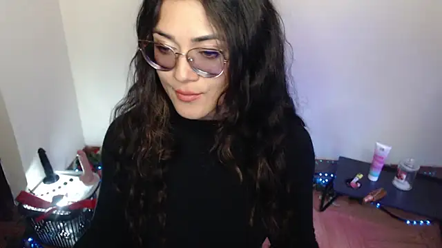 Snapshot of FreyaRouge chatting on 13, 6, 2026 FreyaRouge online show from 13, 6, 2026