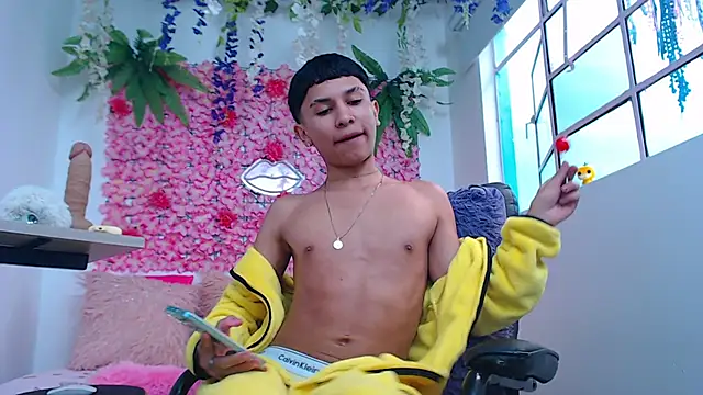 Snapshot of Thiagorincon22 chatting on 31, 3, 2026 Thiagorincon22 online show from 31, 3, 2026