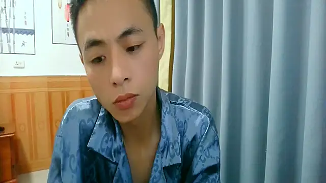 Snapshot of davidboys chatting on 12, 7, 2026 davidboys online show from 12, 7, 2026
