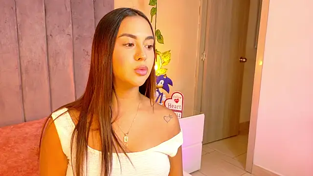 angelicaa garcia online show from 13, 7, 2026