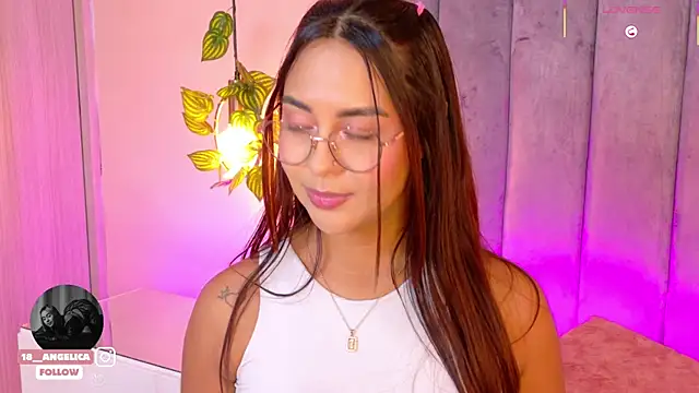 angelicaa garcia online show from 14, 7, 2026