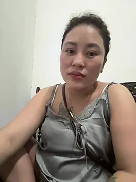 Snapshot of Lina-Naughty chatting on 9, 7, 2026 Lina-Naughty online show from 9, 7, 2026