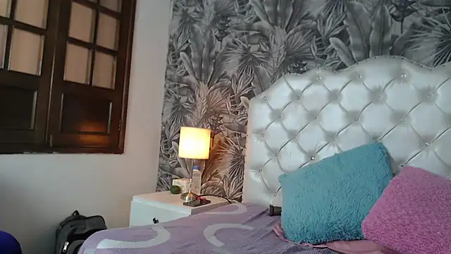 Snapshot of ViviJones chatting on 26, 5, 2026 ViviJones online show from 26, 5, 2026