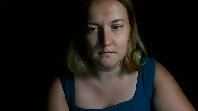Snapshot of TinaKittyX chatting on 30, 6, 2026 TinaKittyX online show from 30, 6, 2026