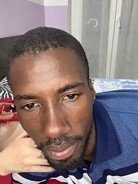 INTRUDERS20 online show from 5, 4, 2026