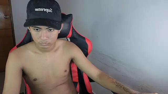 darknigthx online show from 16, 4, 2026