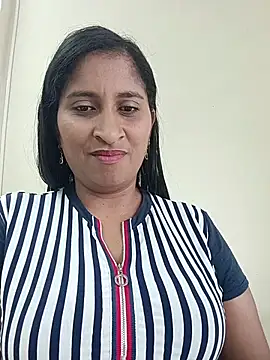 Snapshot of SofiaMendez1_ chatting on 9, 7, 2026 SofiaMendez1 online show from 9, 7, 2026