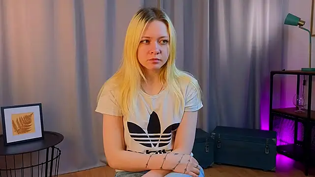 OliviaCaffery online show from 11, 4, 2026