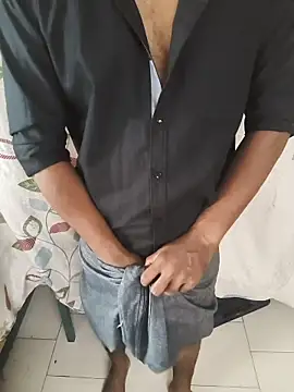 Snapshot of pinkdickmallu chatting on 14, 6, 2026 pinkdickmallu online show from 14, 6, 2026