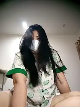 Alicee 001 online show from 7, 4, 2026