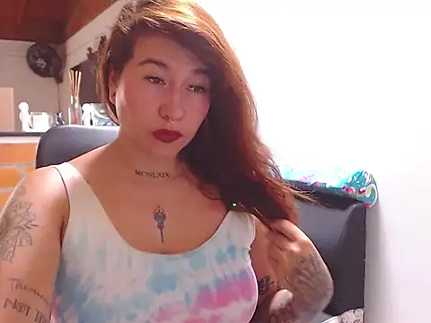 Antonia Ferri online show from 5, 4, 2026