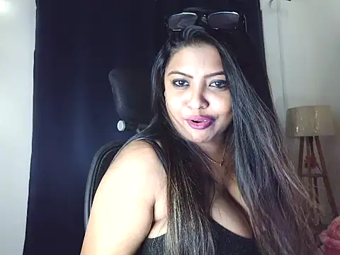 Snapshot of monika_sassy chatting on 2, 4, 2026 monika sassy online show from 2, 4, 2026