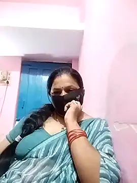 Snapshot of PINKI_024 chatting on 2, 4, 2026 PINKI 024 online show from 2, 4, 2026