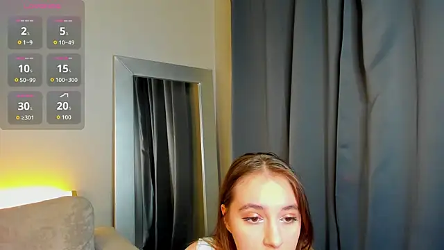 Snapshot of Amy-Desiree chatting on 7, 4, 2026 Amy-Desiree online show from 7, 4, 2026