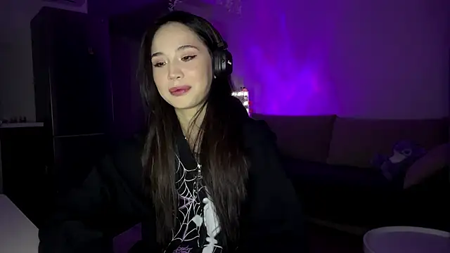 Elizabetswan online show from 11, 4, 2026