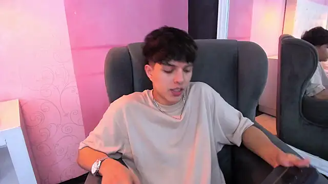 DamiaanXx online show from 30, 5, 2026