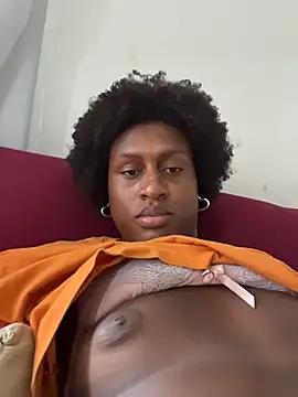 Snapshot of cremelyy chatting on 2, 4, 2026 cremelyy online show from 2, 4, 2026