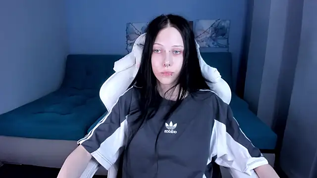Snapshot of SugarBunny18 chatting on 18, 7, 2026 SugarBunny18 online show from 18, 7, 2026