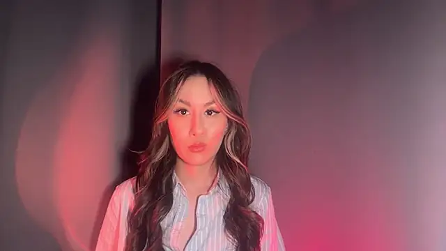 Snapshot of FranKuja chatting on 4, 4, 2026 FranKuja online show from 4, 4, 2026