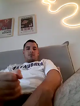 tomasF7 online show from 7, 4, 2026