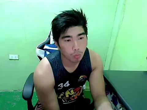 Snapshot of Hunkfireman chatting on 5, 7, 2026 Hunkfireman online show from 5, 7, 2026