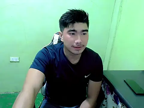 Snapshot of Hunkfireman chatting on 8, 7, 2026 Hunkfireman online show from 8, 7, 2026