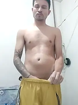 Snapshot of Joelcio19cm chatting on 5, 4, 2026 Joelcio19cm online show from 5, 4, 2026