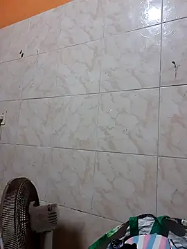 bbzinhas26 online show from 10, 4, 2026