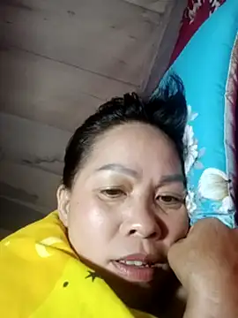 Snapshot of -Luni- chatting on 16, 7, 2026 -Luni- online show from 16, 7, 2026