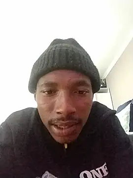 Snapshot of alphamale25 chatting on 4, 7, 2026 alphamale25 online show from 4, 7, 2026