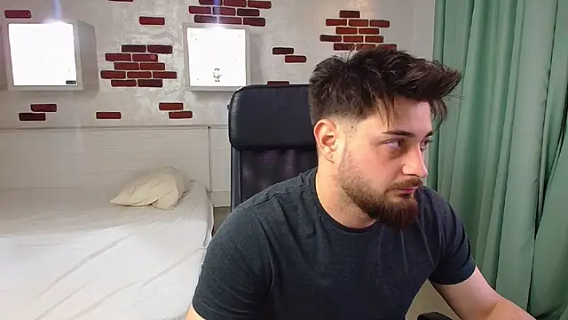 Snapshot of JalenPen chatting on 7, 4, 2026 JalenPen online show from 7, 4, 2026