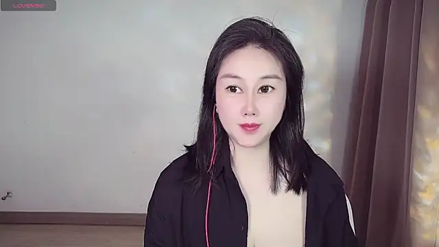 Snapshot of Eva-000 chatting on 15, 5, 2026 Eva-000 online show from 15, 5, 2026