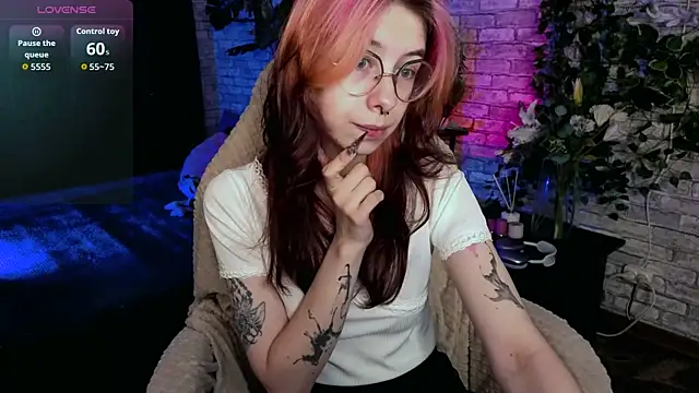 Alice Nyx online show from 23, 6, 2026