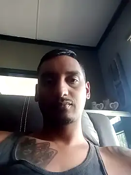 Snapshot of JJM29 chatting on 15, 4, 2026 JJM29 online show from 15, 4, 2026