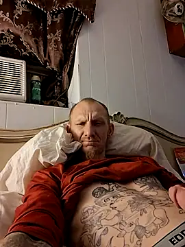 travisrwade online show from 17, 4, 2026