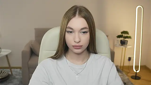 SangVivolo online show from 6, 4, 2026