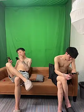 Snapshot of wxh8866 chatting on 6, 4, 2026 wxh8866 online show from 6, 4, 2026