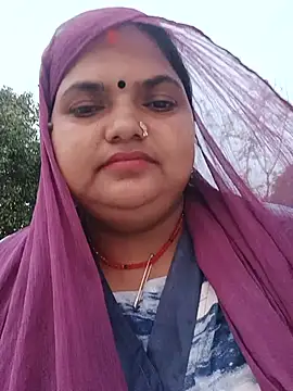 Snapshot of Desi_hot_bhabhi01 chatting on 31, 5, 2026 Desi hot bhabhi01 online show from 31, 5, 2026
